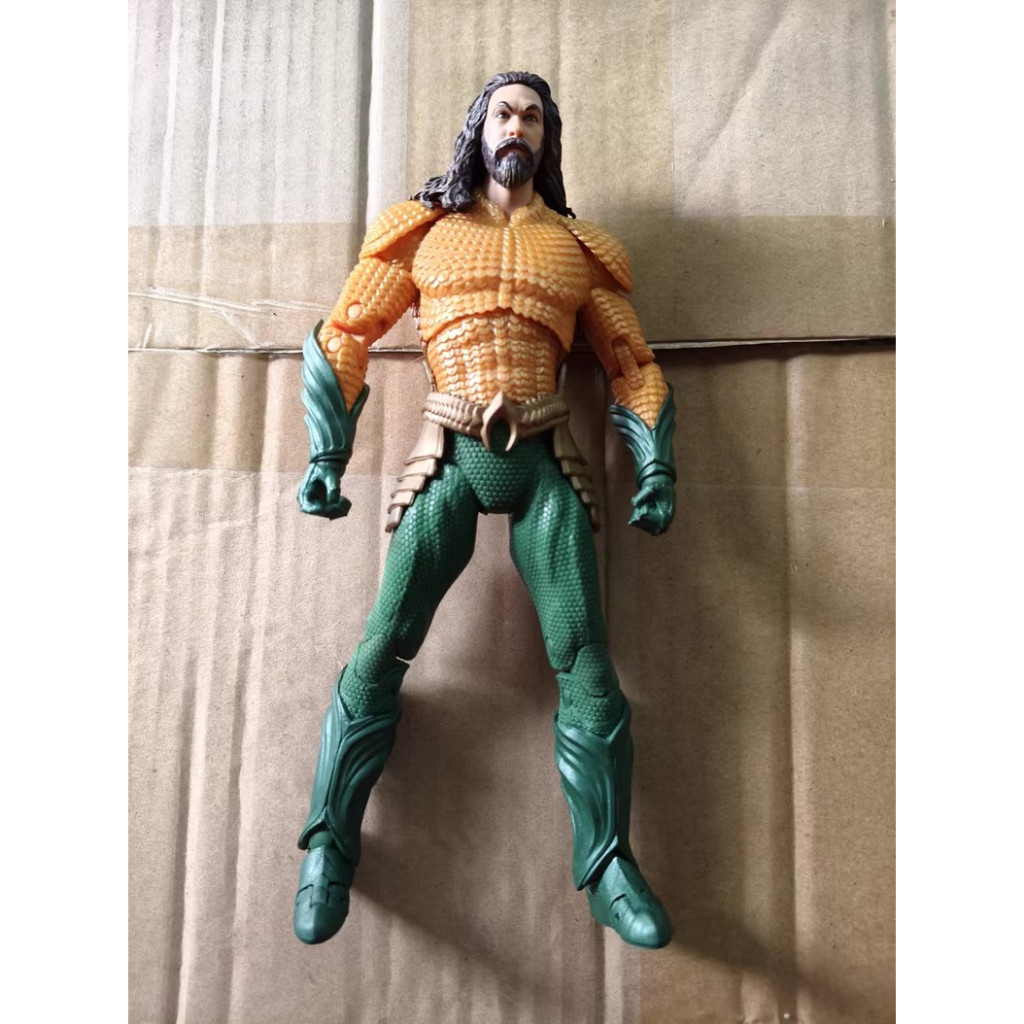 (ไม่มีกล่อง) McFarlane DC Aquaman, Golden Corn, Aquaman 2 Hero Armor Action Figure