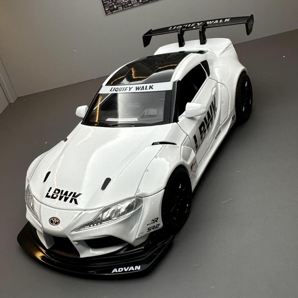 DL 1:22 Toyota Supraรถรุ่นBull Demon King Track Editionโลหะของเล่นรถDiecastรถสําหรับชายเด็กจําลองเสียงแสงของขวัญงานอดิเรกคอลเลกชัน