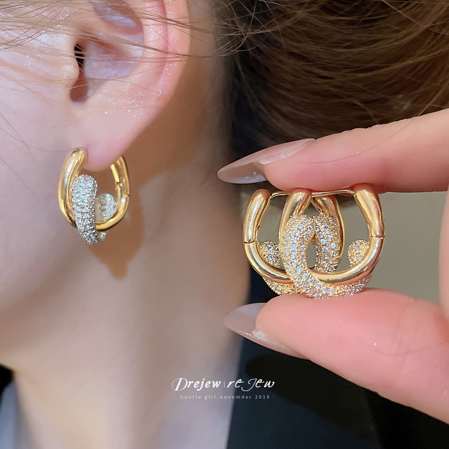 DREYEW หัวเข็มขัดไขว้ ดีไซน์เพทายฝรั่งเศสรูปตัว U ทำจากทองแท้ 18K