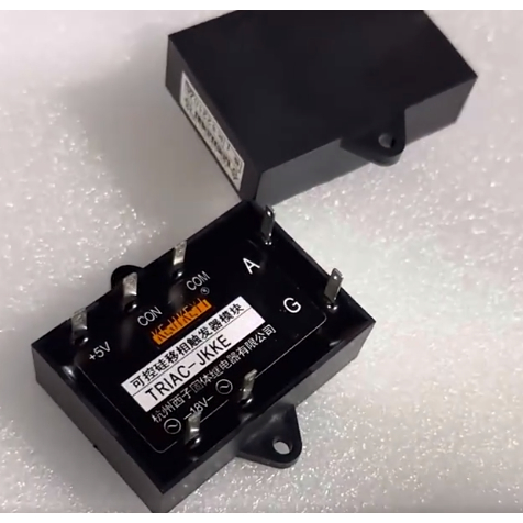 หางโจว Xizi TRIAC-JKKE G/F/H โมดูลทริกเกอร์เฟสแบบถอดได้ซิลิคอนควบคุม TRIAC-JKKG TRIAC-JKKF TRIAC-JKK