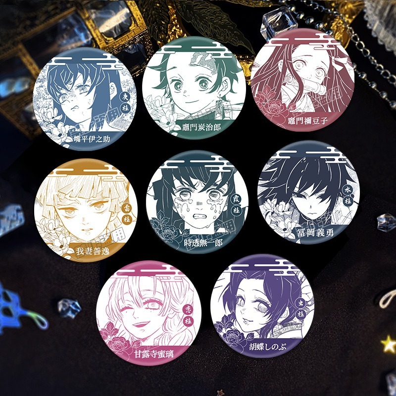 พินสติกเกอร์และเข็มกลัดอนิเมะDemon Slayer: Kimetsu no Yaiba ตัวละครNezuko, Tanjirou และInosuke สำหรับคอสเพลย์ การสะสม ของขวัญและตกแต่งกระเป๋า