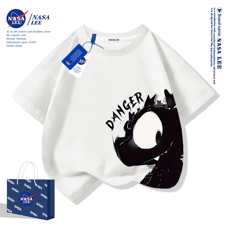 [จัดส่งในวันเดียวกัน] นาซ่า ผ้าฝ้ายแท้เสื้อยืดชายหญิงเสื้อผ้าน่ารักมังกรดําระบายอากาศเสื้อผ้าไทย