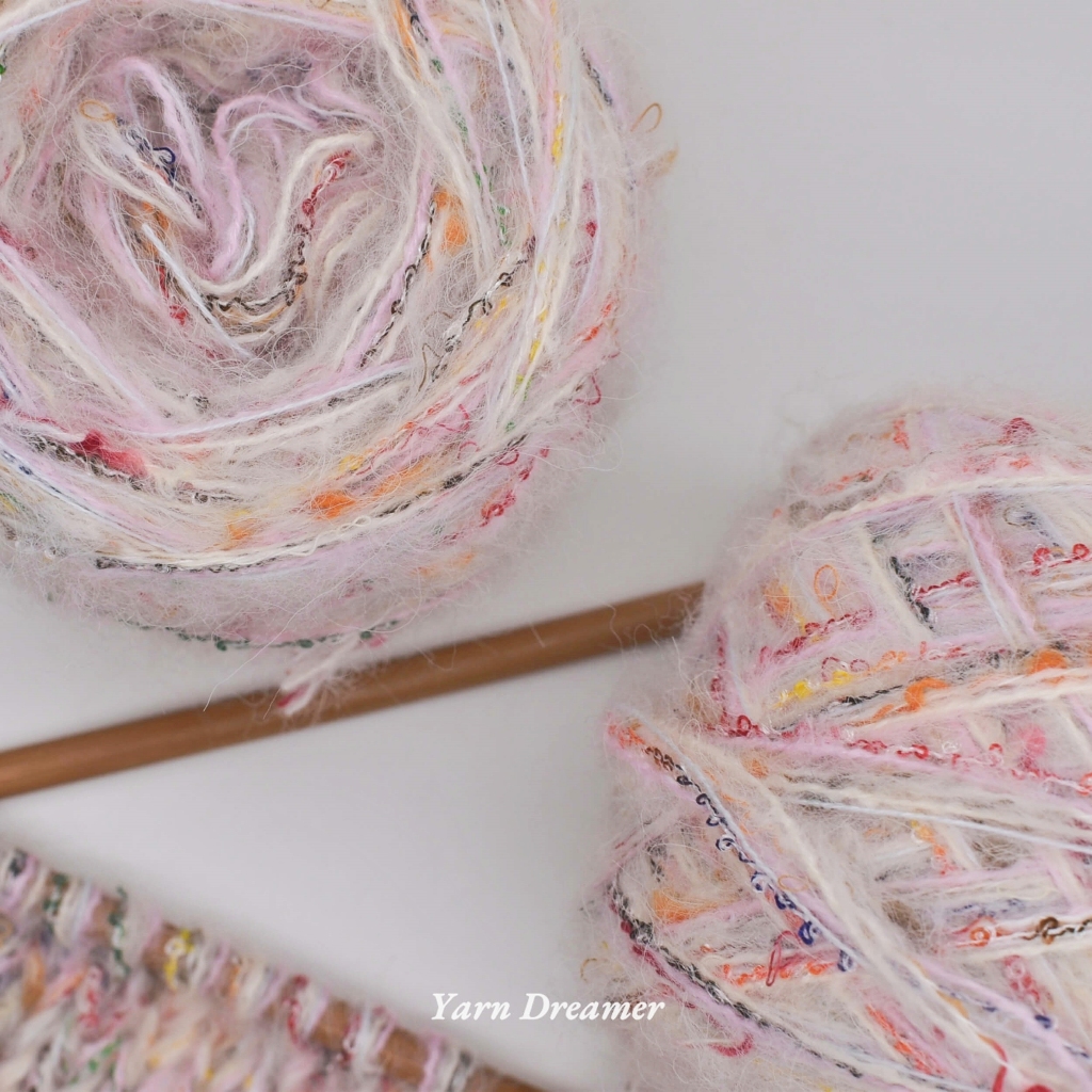 สีชมพู ถักไหมพรม ไหมถัก ด้ายไหมพรม ไหมพรมถัก ไหมพรมแฟนซี ถักโครเชต์ โครเชต์ chunky yarn crochet