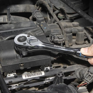 DURATECH 1/2 นิ้วไดรฟ์ Ratchet 90-ฟัน Quick-release ประแจวงล้อ Reversible Chrome Alloy Made Full ขัด