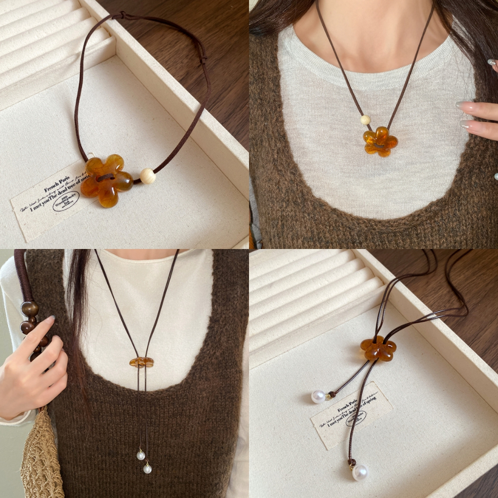 สร้อยคอดอกไม้เรซิ่น ออกแบบอย่างหรูหรา และสวยงาม เป็นอุปกรณ์เสริมสำหรับคนชอบแฟชั่น