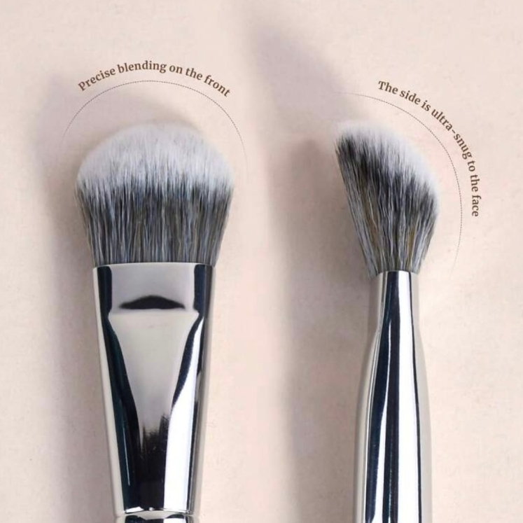 พีชฮาร์ท 45° Blusher Brush Foundation Brush Grooming Brush Liquid Blusher Brush แปรงแต่งหน้า