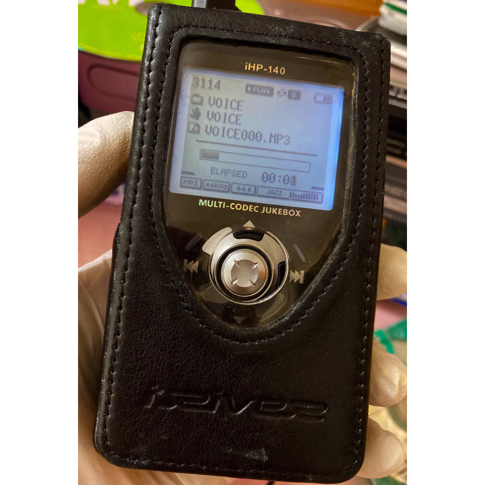 เครื่องเล่นเพลง MP3 iriver ihp140 พร้อมซองหนังเดิม