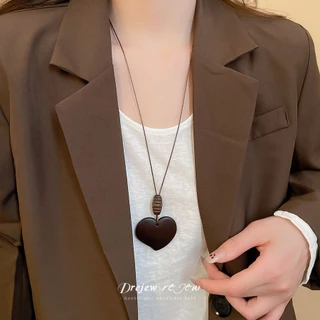 สร้อยคอจี้รูปหัวใจเรซิ่น สไตล์วินเทจ สำหรับคนชอบความสวยงามแบบดั้งเดิม