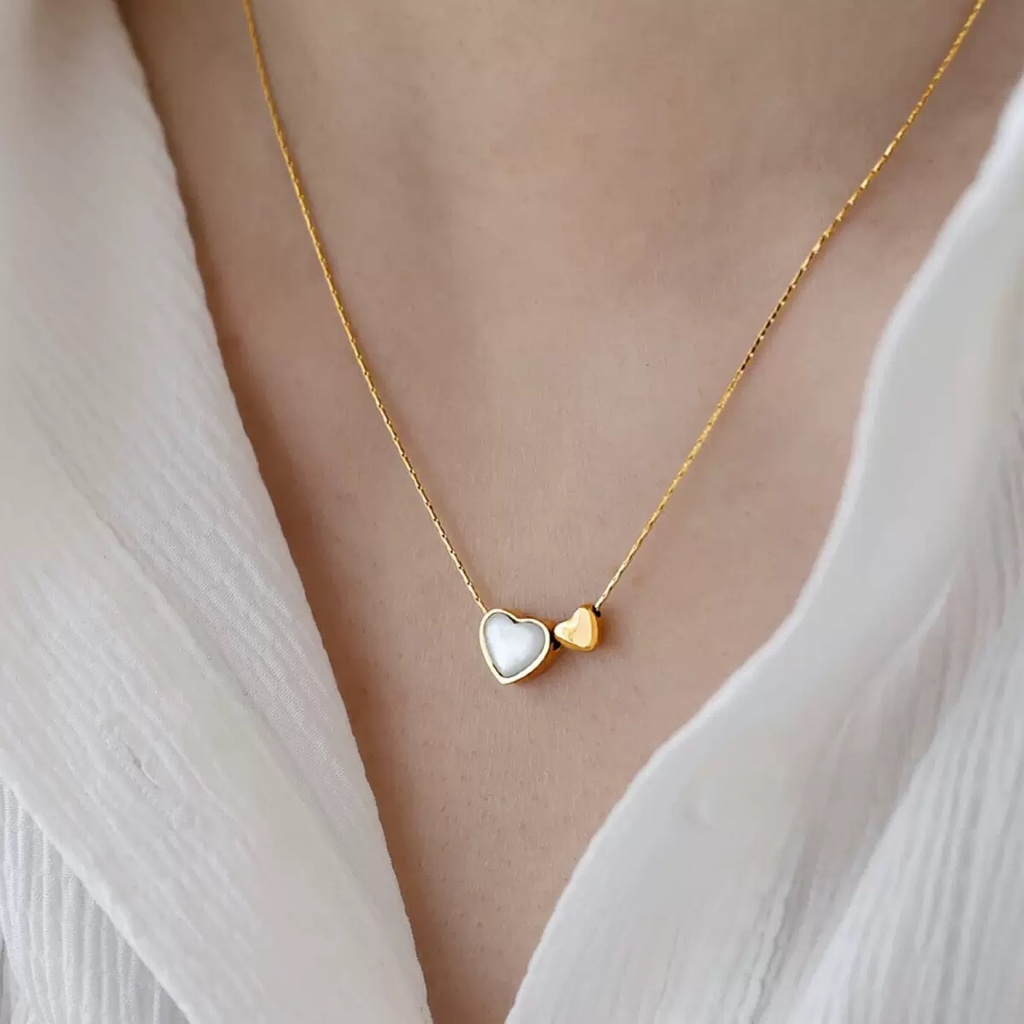 สร้อยคอมุกหิน-opal และสร้อยข้อมือเพชร 18K แบบหัวใจ เครื่องประดับจากไทเทเนียมและเหล็ก