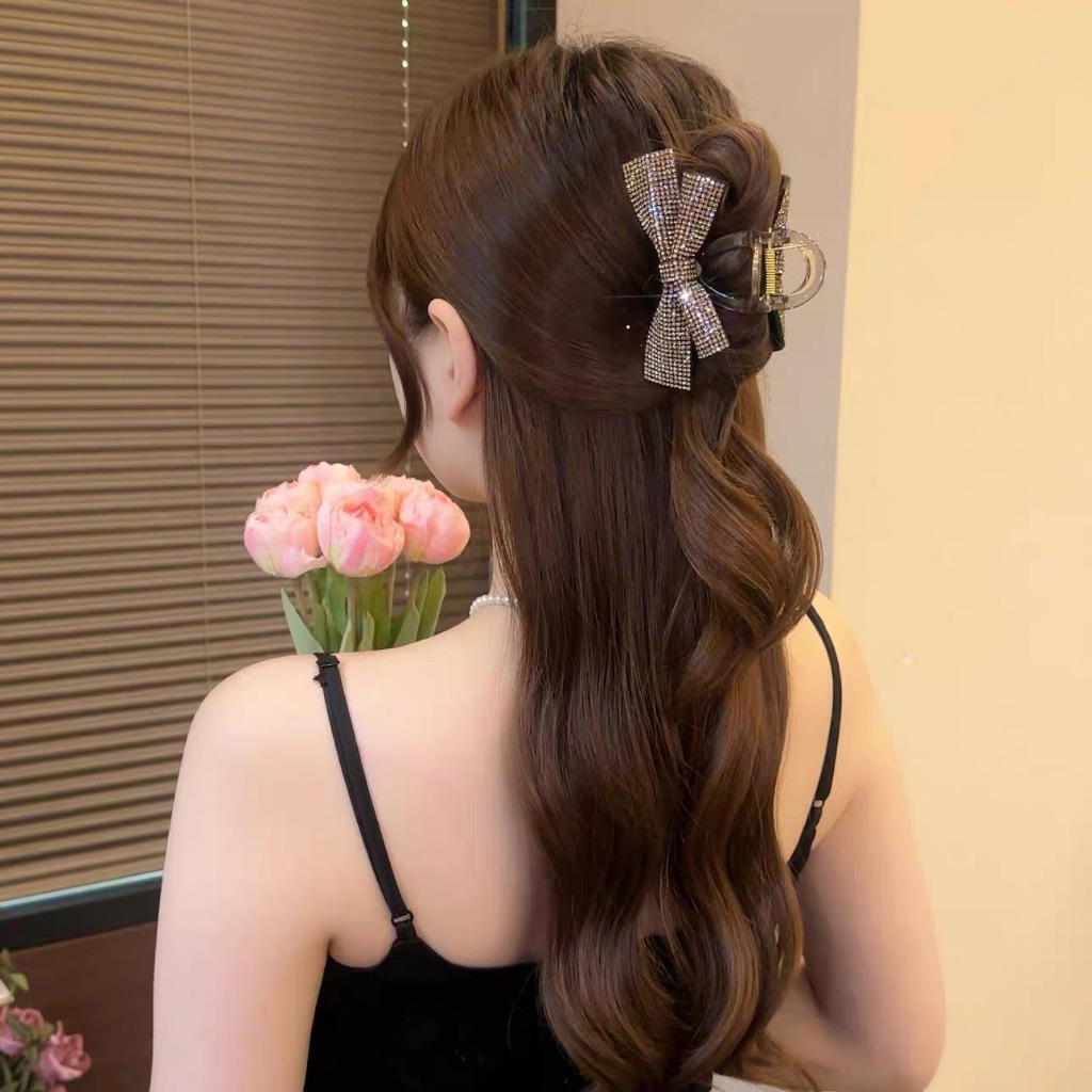 Galaxy Strobe Grab Clip 2025 กิ๊บติดผมแบบโบว์เงางาม สไตล์ใหม่ เสริมความหรูหราให้ทรงผม ราคา ถูกที่สุด ดีลบีเคเค แกลเลอรีภาพที่ 4