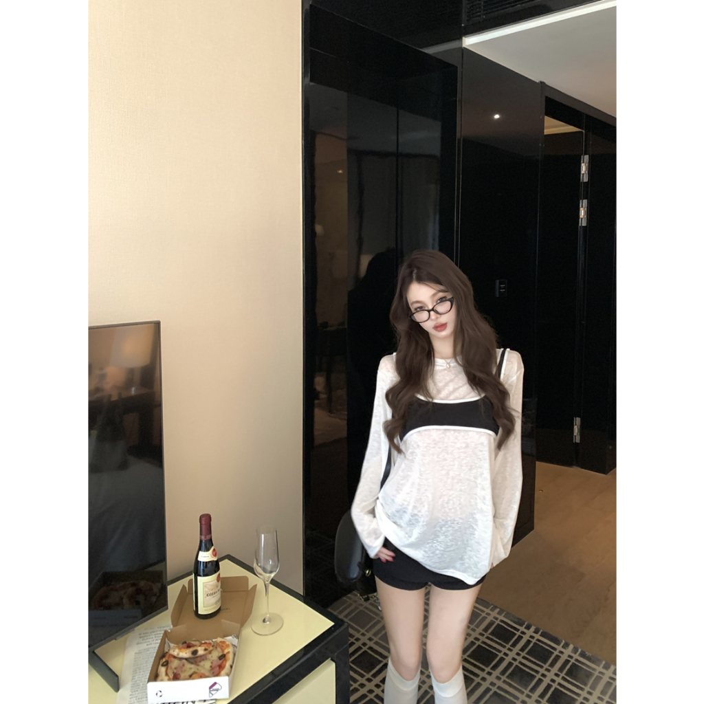 【BANKO】เสื้อยืดแขนยาวสำหรับผู้หญิงสไตล์เกาหลี ฤดูใบไม้ร่วง สีขาวและดำ ออกแบบโปร่งบางและสวมใส่สบาย