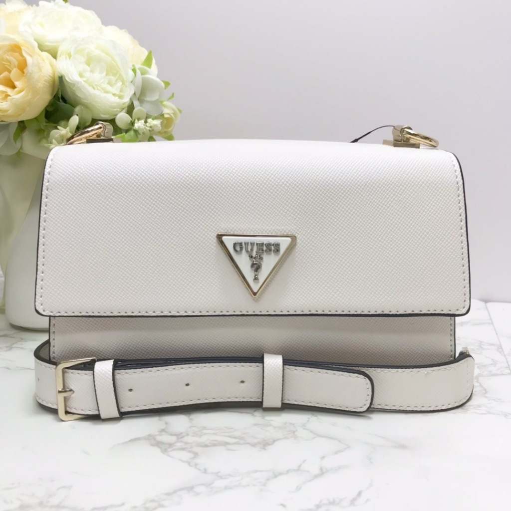 NEW Guess กระเป๋าสะพายข้างผู้หญิง 2505271