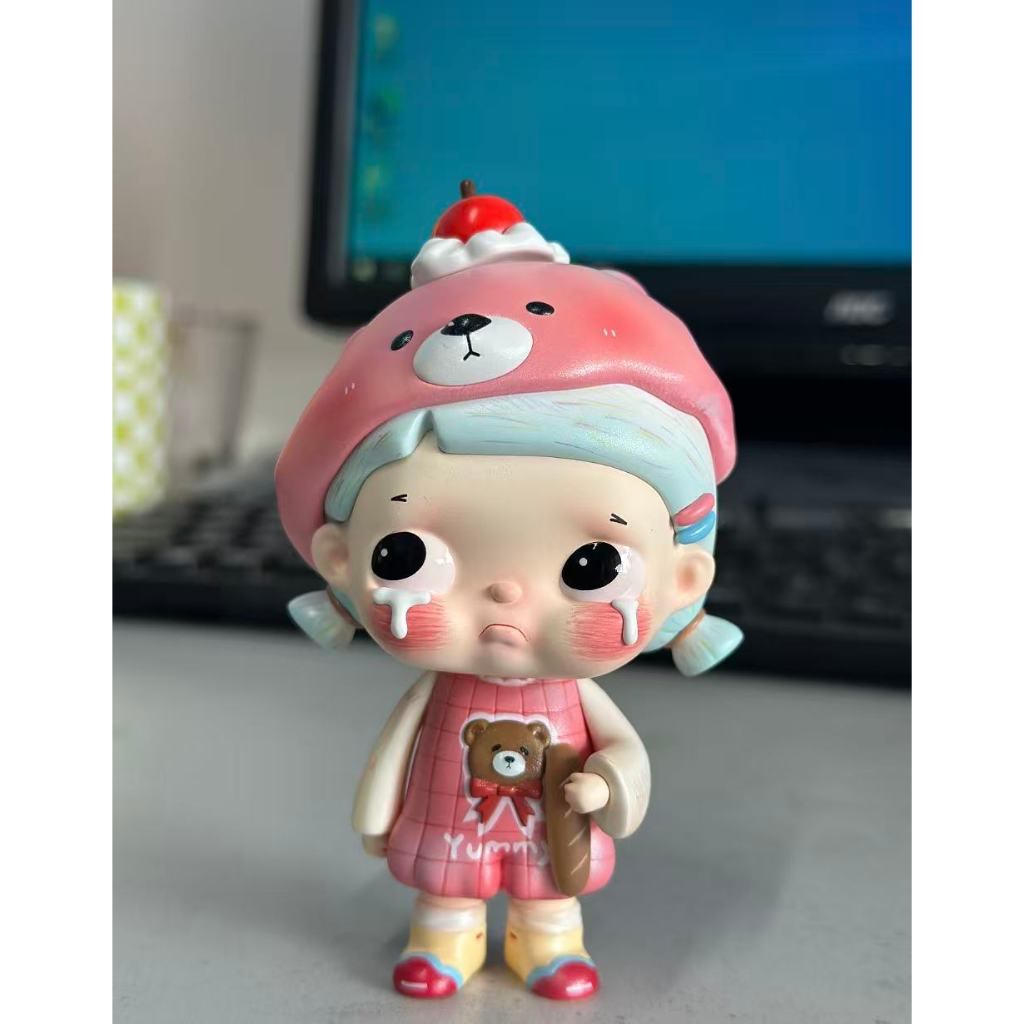 Kubao studio kubao Bear ยืนท่าทางรูปอินเทรนด์เล่นตุ๊กตาของเล่นตุ๊กตาของขวัญ