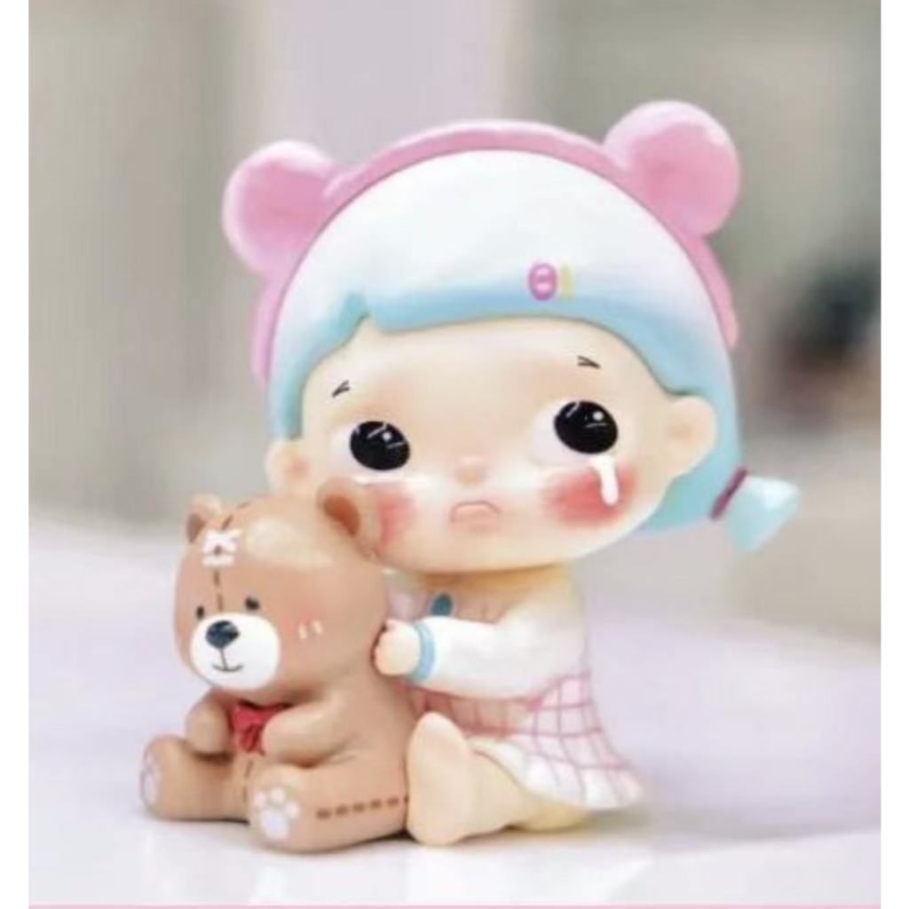 Kubao studio kubao หมีท่านั่งรูปอินเทรนด์เล่นตุ๊กตาของเล่นตุ๊กตาของขวัญ