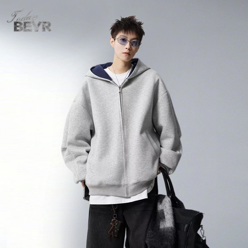 เสื้อสเวตเตอร์มีฮู้ด อินเทรนด์ มีกระเป๋าซิปคู่ สไตล์ยูนisex เหมาะสำหรับวันสบายๆ