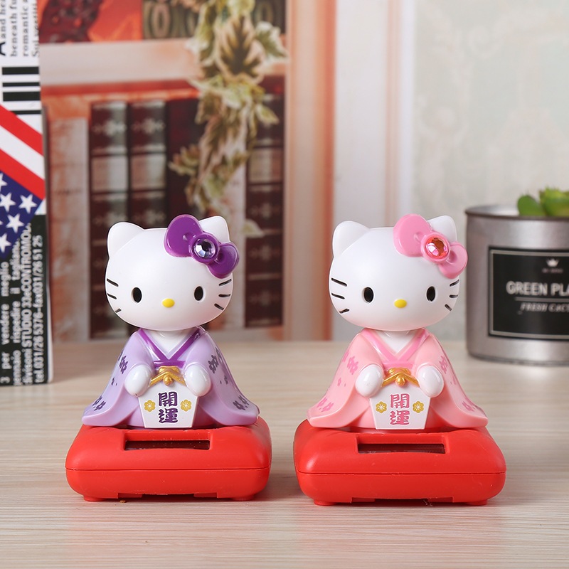 12 ซม. ใหม่สร้างสรรค์การ์ตูน Hello Kitty เครื่องประดับรถยนต์พลังงานแสงอาทิตย์เขย่าหัวตุ๊กตา Hello Kitty สวมใส่ชุดกิโมโนรถตกแต่งภายใน
