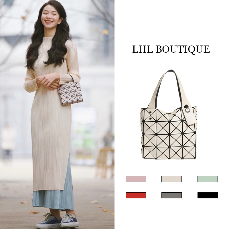LHL BOUTIQUE กระเป๋าถือ bao 4x4 ลายสก๊อต ญี่ปุ่น แฟชั่น tote bag  มี ซิป ใบ เล็ก