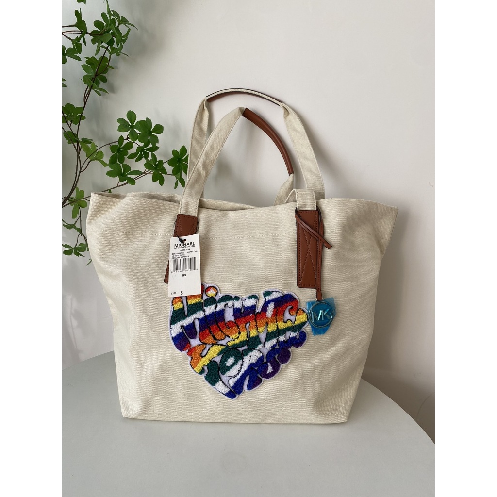 M*K Women VIP Canvas Large Tote Bag (2 สี) 2509169