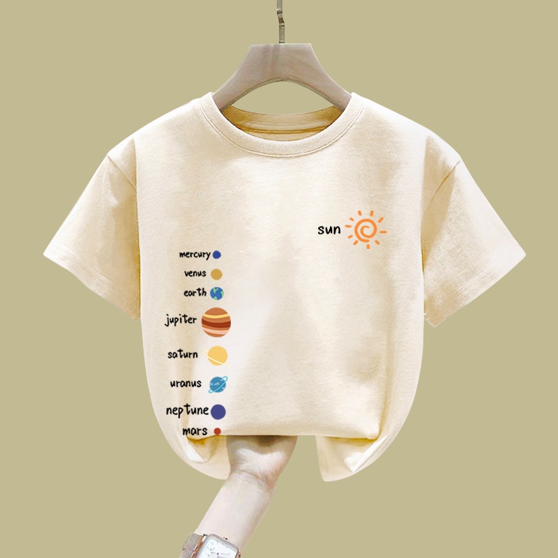 เสื้อยืดแขนสั้นสำหรับเด็ก ทำจากผ้าฝ้าย 100% ระบายอากาศได้ดี ไม่อับชื้น เมื่อมีเหงื่อ เหมาะสมสำหรับโอกาสต่าง ๆ