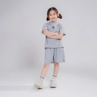 B&R Kids【ชุดเด็กผู้หญิง】จัดส่งจากประเทศไทย เสื้อยืดแขนสั้นผ้าฝ้ายพร้อมกางเกงขาสั้น สบาย ระบายอากาศได้ดี น่ารัก 5-12 ปี