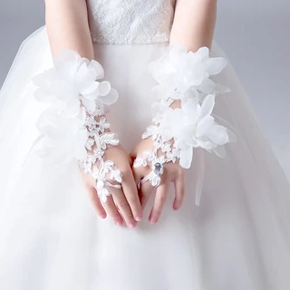 ถุงมือลายลูกไม้สำหรับงานแต่งงานของผู้หญิง คู่ละออร่ามและสง่างาม