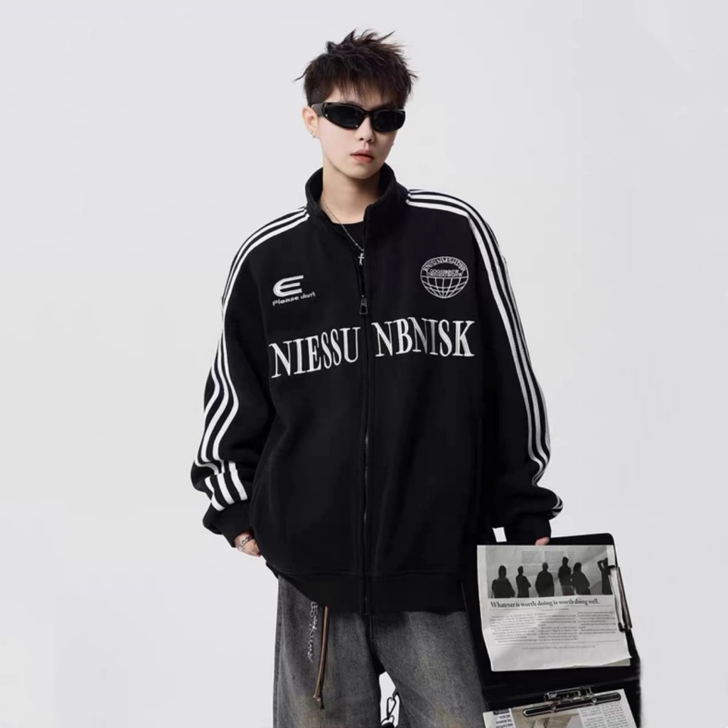 🌟Man&Jean🌟 เสื้อฮู้ด เสื้อโค้ท สไตล์เกาหลี ลายทาง ชุดเบสบอล มีซิป ชุดคู่รัก สไตล์คลาสสิก ใส่ได้ทั้งชายและหญิง ขนาดใหญ่ ฤดูใบไม้ร่วงเ ทรงหลวม เพิ่มความอบอุ่น