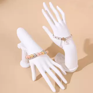 Creative Resin Hand Mannequin – ขาตั้งแสดงเครื่องประดับและที่วางจัดเก็บสําหรับแหวน, สร้อยข้อมือ, นาฬิกา, กําไลข้อมือ, เหมาะสําหรับร้านเครื่องประดับ, ร้าน Windows, ร้านเสริมสวย & Home Organization