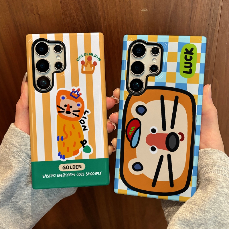 ลายสก๊อตส่วนบุคคลรูปแบบสิงโตเคสป้องกันสองในหนึ่งเดียวเหมาะสําหรับ Samsung su22u s23 plus s23FE s24 s25 plus A55 A56 A36 เคสโทรศัพท์มือถือสองในหนึ่งเดียว