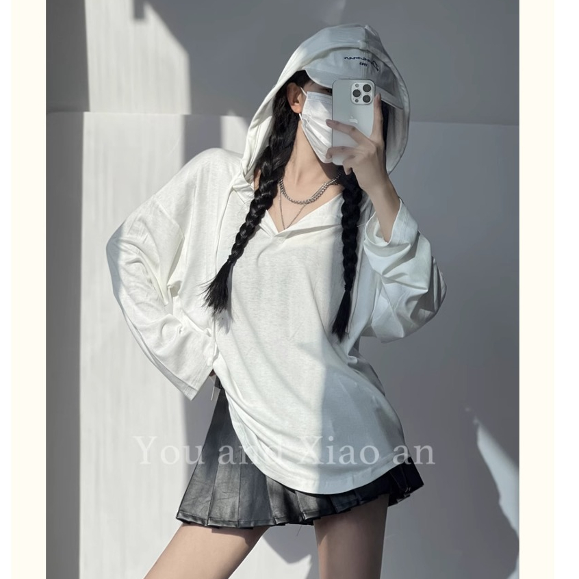 Hotgirl พร้อมส่ง เสื้อยืดแขนยาวมีฮู้ดแฟชั่นสำหรับผู้หญิง ขาวดำสไตล์เกาหลีแบบสบายๆ - รูปที่ 4