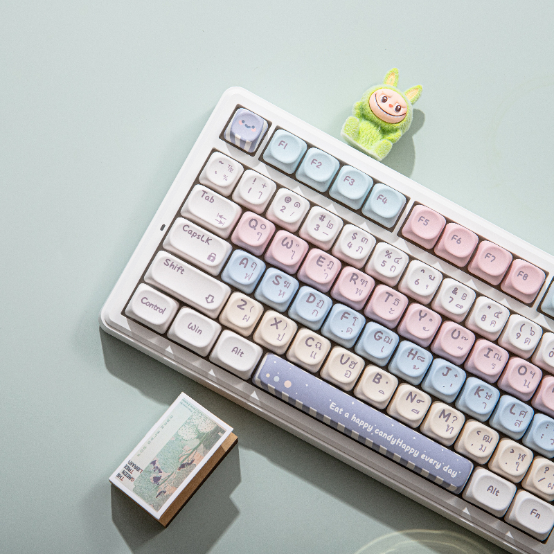 Candy Keycaps ไทย MOA โปรไฟล์ PBT วัสดุ Key Caps PC Gamer คีย์บอร์ดที่กําหนดเองน่ารัก Keycap สําหรับ 61/63/64/68/84/87/96/98/104/108 และอื่นๆ