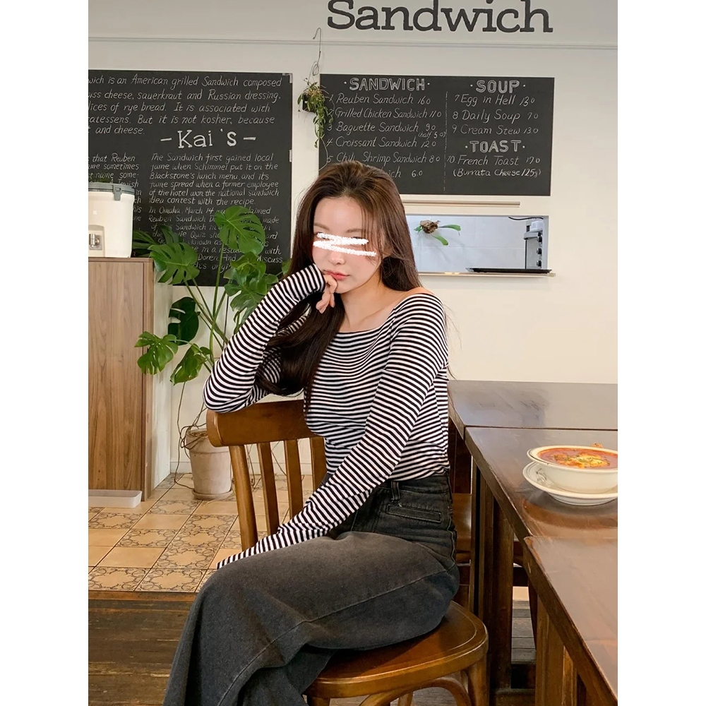 Moses Queen/Queen of Mercy เสื้อยืดแขนยาวลายทางสไตล์เกาหลี ทรงสลิมฟิต เสื้อเปิดไหล่สุดเก๋และใช้งานได้หลากหลาย