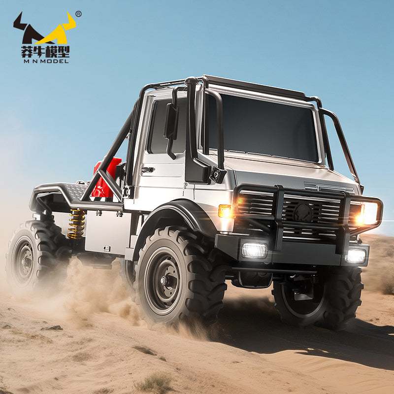 In stockMN รุ่น MN333 U4000 RC รถ 1/18 4WD ปีนเขารถออฟโรดจําลองแสงโลหะด้านหน้ารีโมทคอนโทรลไฟฟ้ารุ่นร