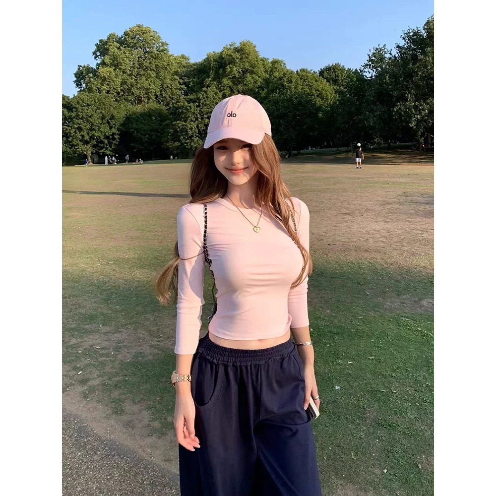 Moses Queen/Queen of Mercy เสื้อยืดคอกลมแขนยาวสีพื้นสไตล์อเมริกันสำหรับผู้หญิง เสื้อครอปเข้ารูป ทรงเข้ารูป