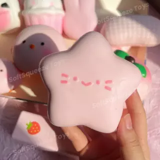 สกุชชี่ ​​ของเล่นกดสีชมพูน่ารัก ของเล่นเด้งช้าหลังกด ของเล่น SoftSqueeze