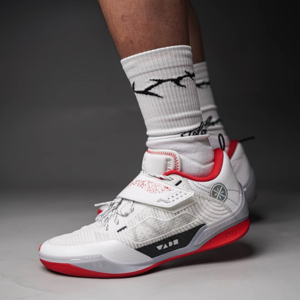 รองเท้าบาสเก็ตบอล LI-NING Wade 808 4 Ultra สำหรับผู้ชาย