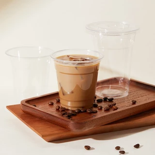 ถ้วยกาแฟแบบใช้แล้วทิ้งถ้วยชานมบรรจุพร้อมฝาปิดฝาปิดเครื่องดื่มเย็น ซื้อกลับบ้าน ถ้วยชานมแบบพกพา