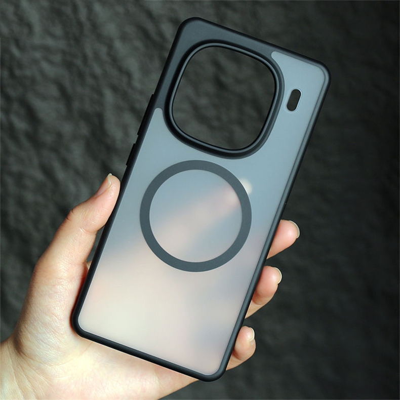 เคสแม่เหล็กสําหรับ Vivo IQOO 15 12 13 Iqoo13 12 Pro 5G ปลอกชาร์จไร้สาย Matte skin feeling โปร่งใสโทรศัพท์ฝาหลัง PC เปลือกอะคริลิคกันชนกันกระแทก