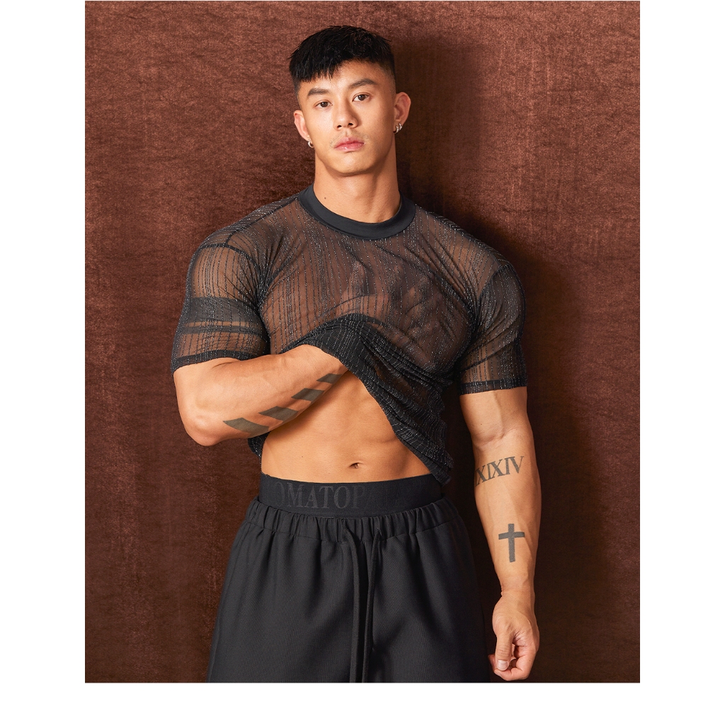 มะเขือเทศปาป้า ชายซีทรูแขนสั้น-ผ้ากอซซีทรูบางสไตล์ระบายอากาศแฟชั่นไนท์คลับพรรคยุโรปอเมริกันฐานเสื้อ