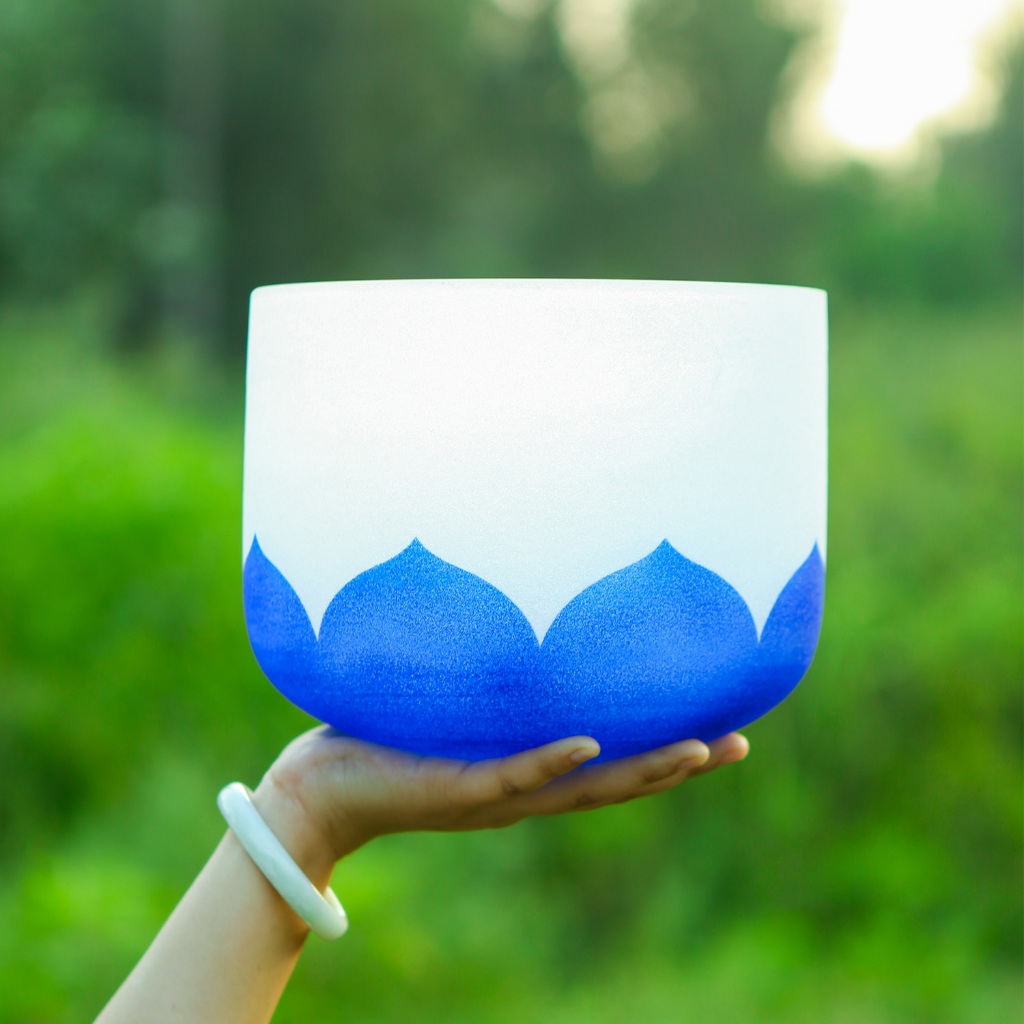 Hye-eun 8 นิ้ว Lotus design Frosted Quartz คริสตัลชามร้องเพลง 432Hz/440hz สําหรับ Sound Healing