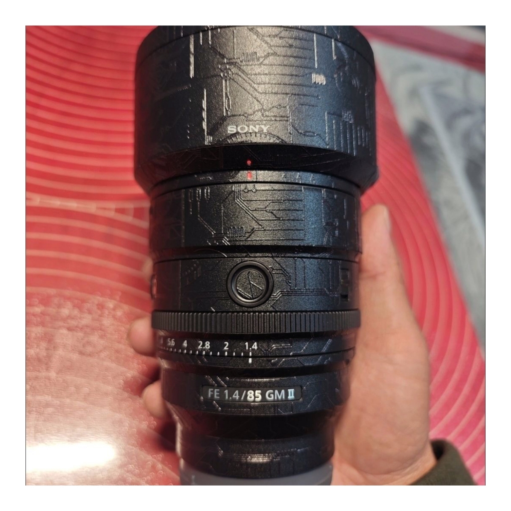 สติกเกอร์ที่กําหนดเองสําหรับ Sony FE 85 มม.F1.4 GM II Decal ผิวเลนส์กล้องไวนิลห่อฟิล์ม Protector Coa