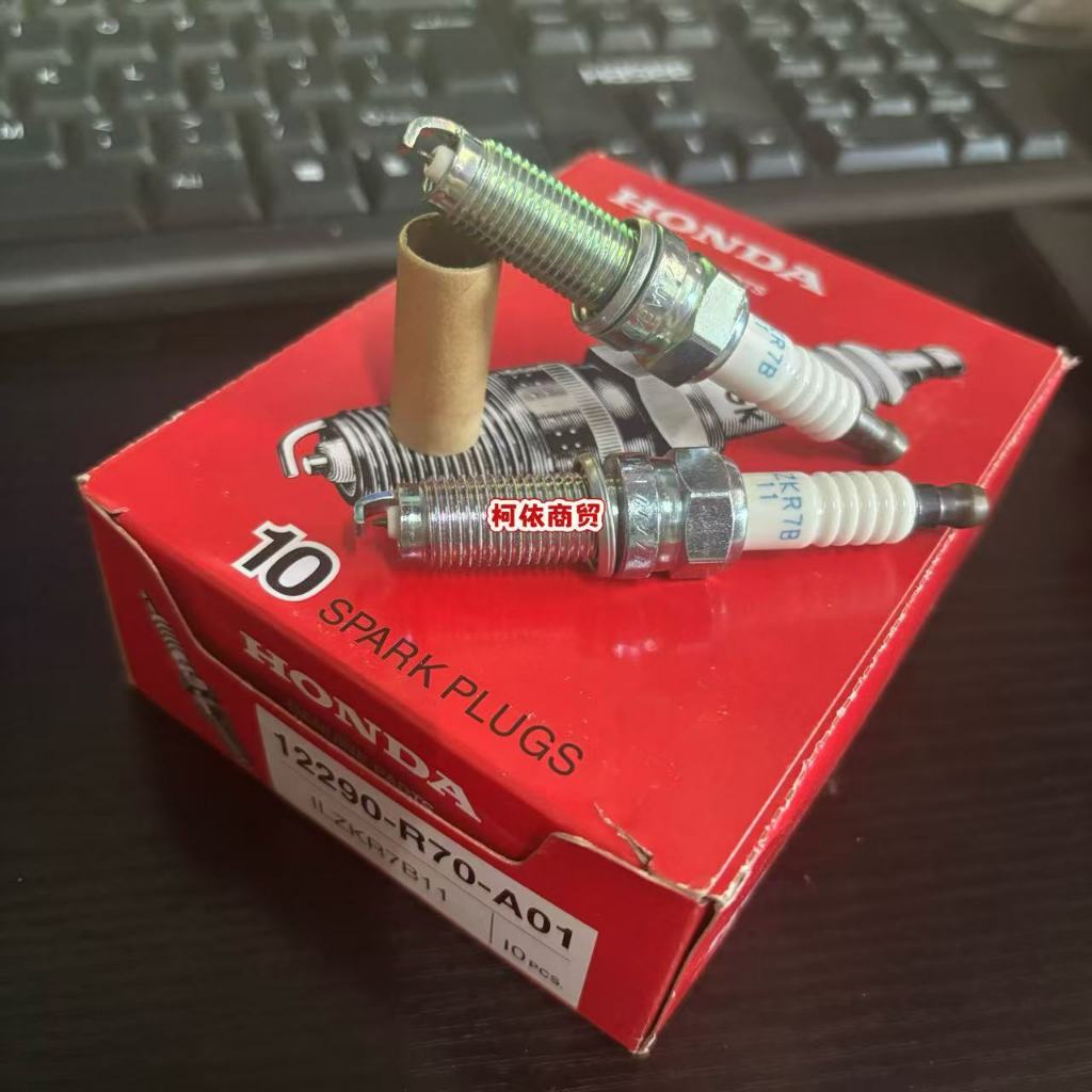 NGK ILZKR7B11 12290-R70-A01 หัวเทียนอิริเดียม Honda Nine Generations Accord Song TL 3.0L MDX 3.0L