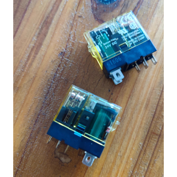 IDEC Izumi รีเลย์ RJ1S-CL-D24 RJ1S-C-D24 RJ1S-CL-A220 RJ1S-CLD-D24