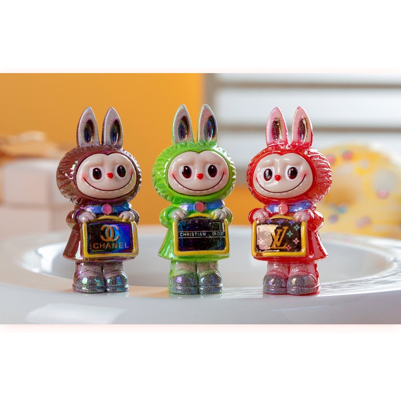 10 ชิ้นเคลือบยืน Labubu พร้อมกระเป๋าเรซิ่น Charms สําหรับ DIY (9-382)