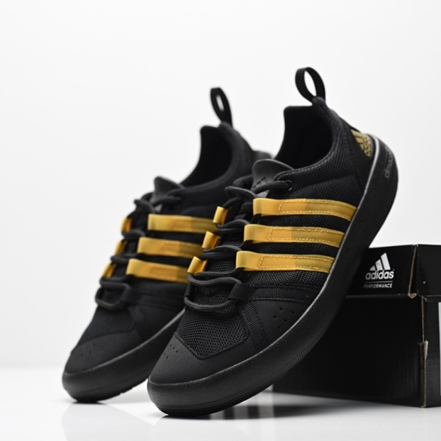 TERREX CC BOAT Wading River Tracking Casual Shoes Black Gold