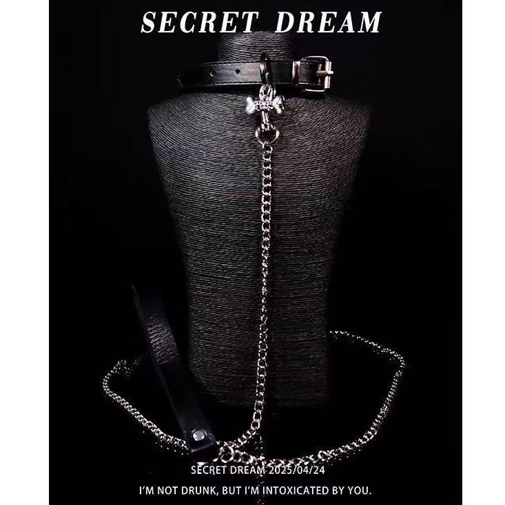 ปลอกคอหนังพร้อมกระดิ่งสำหรับสุนัข สายจูง และสร้อยคอหรูหรา ดีไซน์เฉพาะของ K9