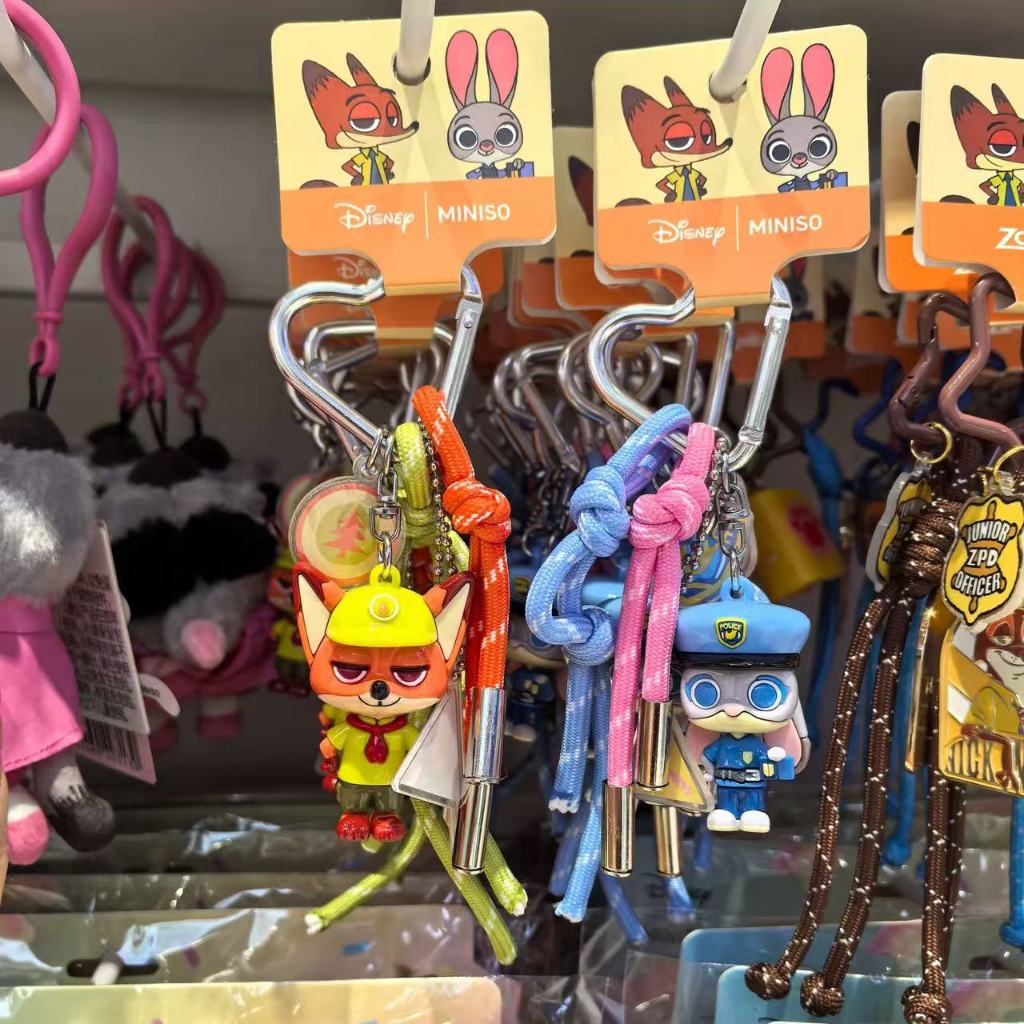 Miniso Zootopia จี้สามมิติ