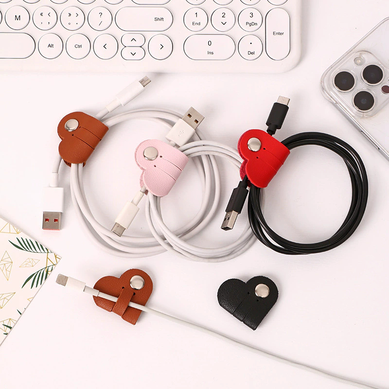 น่ารัก Love Shape Cable Winder คลิป PU หนัง USB Charger หูฟังหูฟังห่อสายไฟ Data Line Fixer Bobbin Winder คลิปผู้ถือ Wire Keeper Organizer