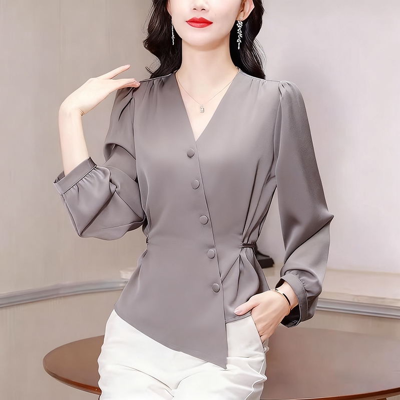 เสื้อเชิ้ตแขนยาวผู้หญิงเกาหลี สีขาว คอวี ทรงเข้ารูป ใส่ทำงาน/ใส่ในชีวิตประจำวัน