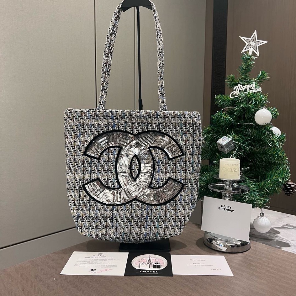 สต็อกพร้อม✨ใหม่ vip Overseas Premium Membership Gift Woolen Two- Piece Tote Shopping Bag
