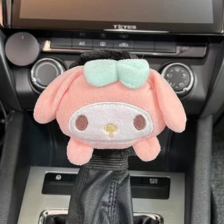 sanrio hello kitty kuromi melody ชุดเกียร์เบรกมือ แขนตุ๊กตาการ์ตูน แบบแมนนวล แฟชั่นฤดูหนาว สําหรับรถยนต์ ชุดฝาครอบหัวเกียร์เบรกมือ ผ้ากํามะหยี่ขนนิ่ม สําหรับตกแต่งภายในรถยนต์